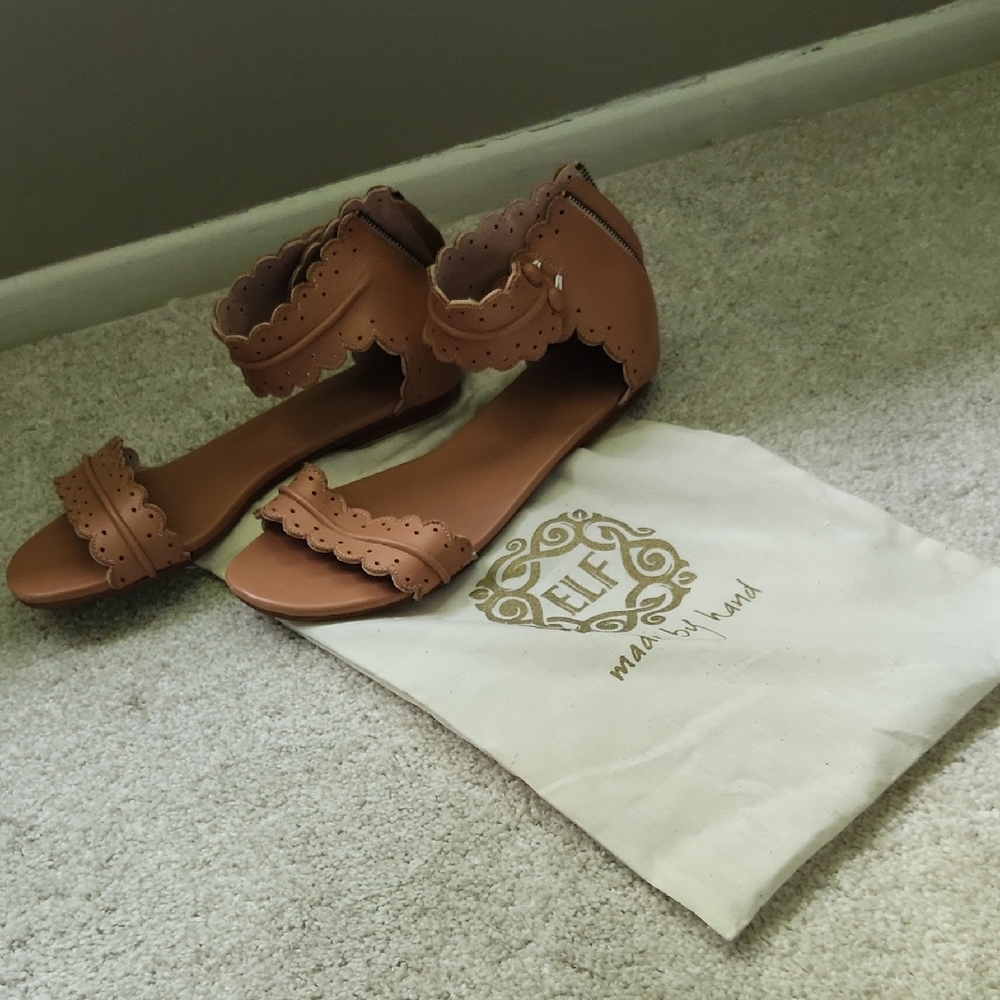 ELF Scalloped Brown Sandals